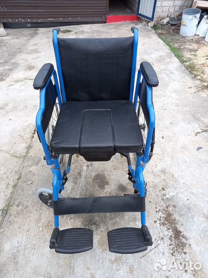 Инвалидная коляска