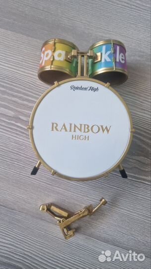 Rainbow high одежда и аксы