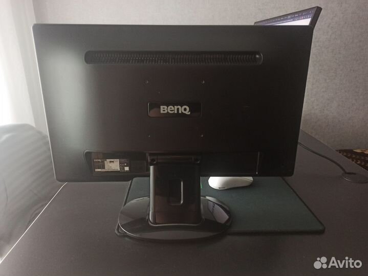 Монитор Benq G2225HD