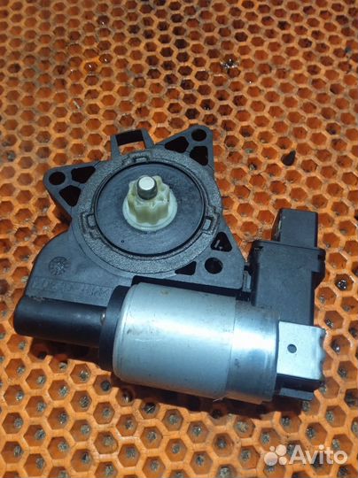 Мотор стеклоподъемника Mazda CX-7