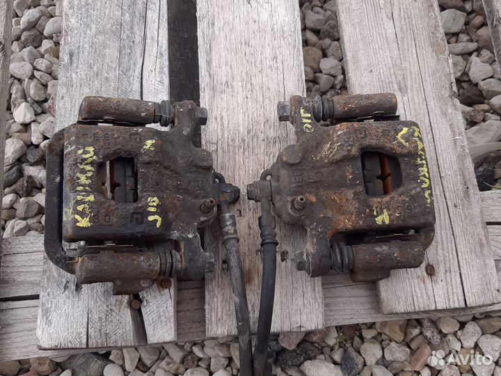 Супорт задний Ниссан Кашкай J10