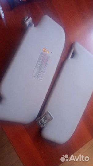 Солнцезащитный козырек Ниссан qashqai