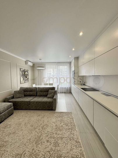 2-к. квартира, 70 м², 1/4 эт.