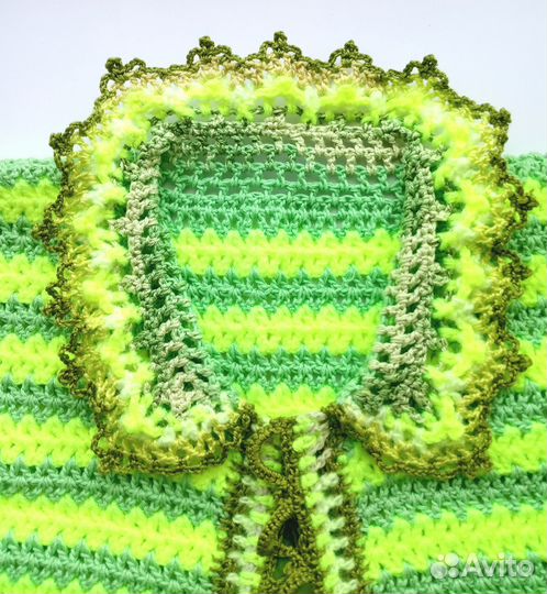 Кружевной жилетик