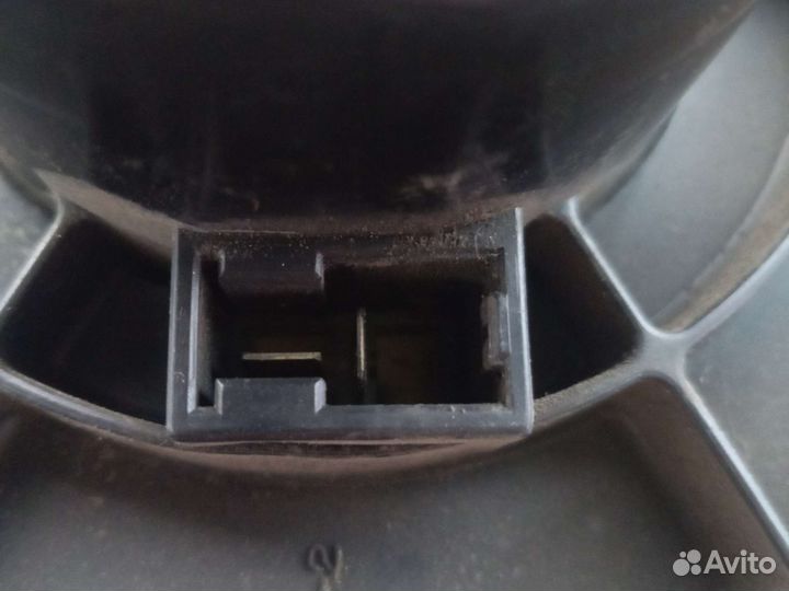 Моторчик отопителя Nissan Wingroad Y10