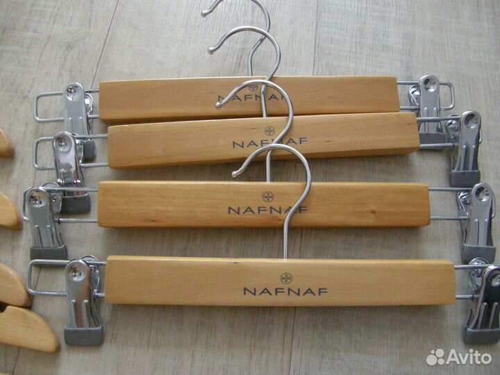 Вешалки плечики деревянные