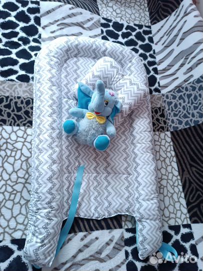 Кокон для новорожденного и подушка бабочка