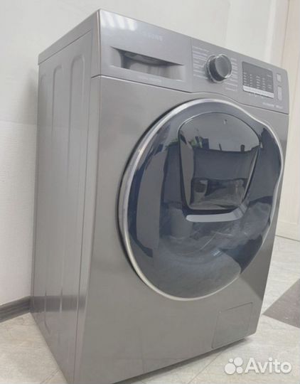 Стиральная машина с сушкой Samsung