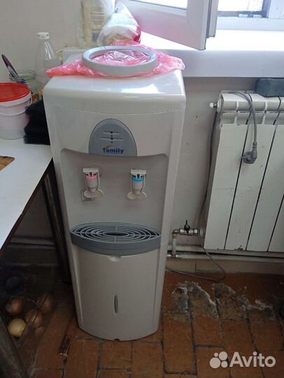 Кулер для воды с холодильником бу