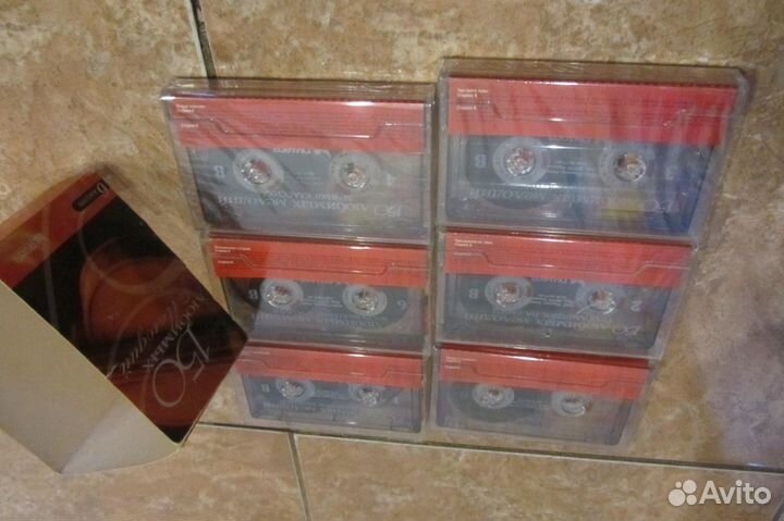 Аудио кассеты 150 любимых мелодий.Ридерз Дайджест