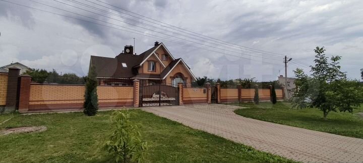 Дом 234 м² на участке 15 сот.