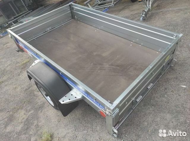 Легковой прицеп