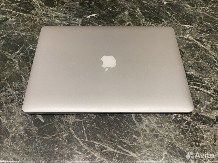 Apple Macbook Pro Retina 15 (2015)