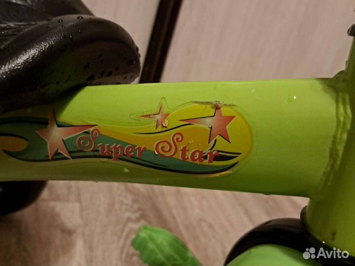 Детский трехколесный велосипед