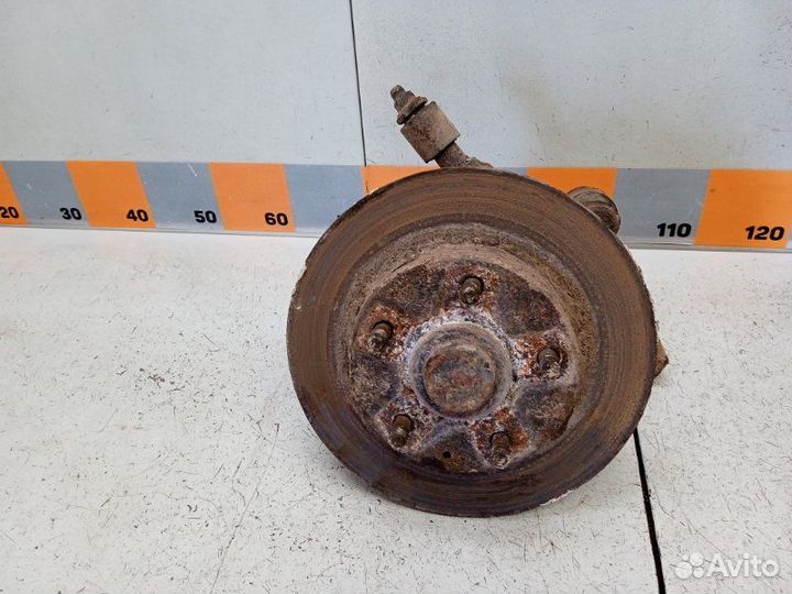 Кулак поворотный задний левый Mazda 626 GF 1.8