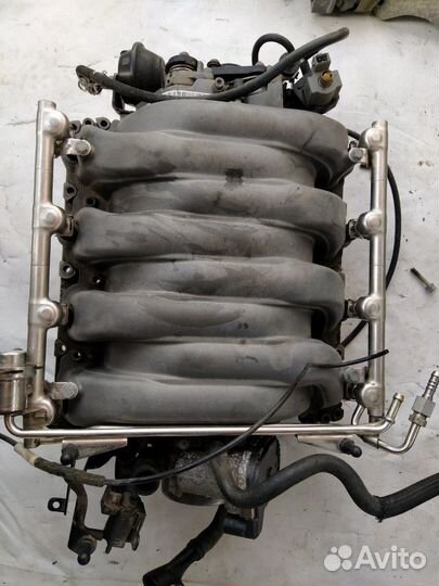 Впускной коллектор Audi A8 D3