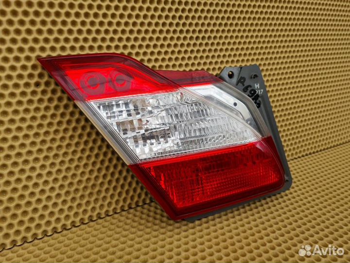 Фонарь в крышку багажника задний левый Infiniti