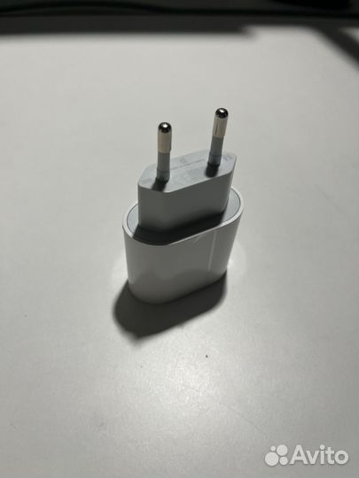 Apple adapter