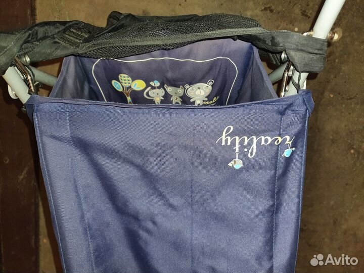 Крепкая коляска трость Glory