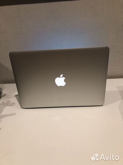 Apple MacBook Air i5 core