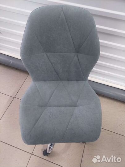 Компьютерное кресло новое