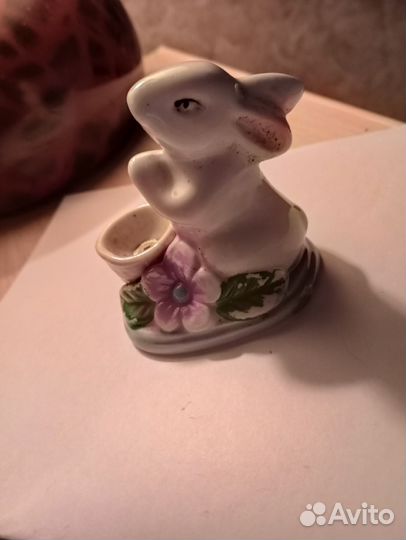 Фигурка кролик подсвечник
