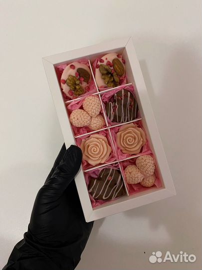 Наборы из шоколада на день мамы в наличии