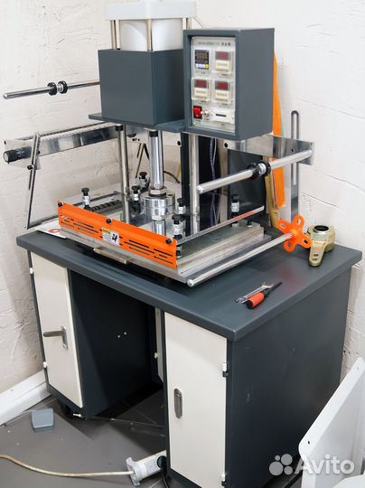 Машина горячего тиснения GP-350