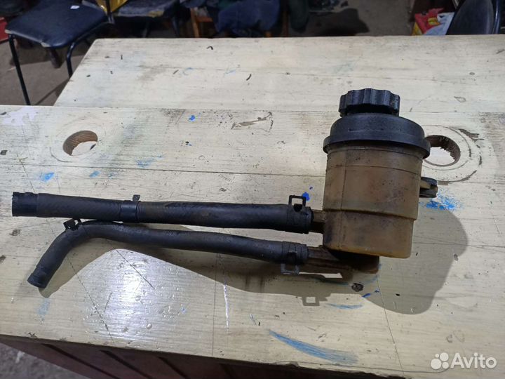 Бачок гидроусилителя руля Kia Cerato 1