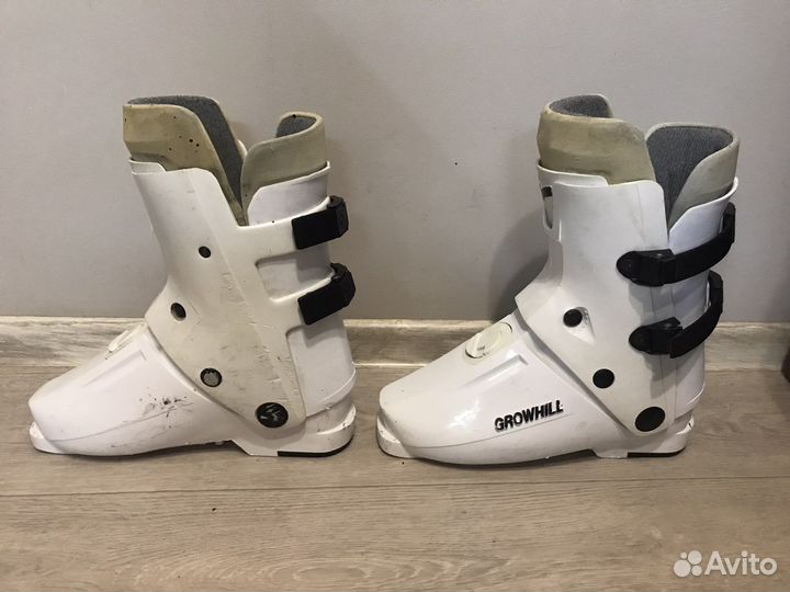 Горнолыжные ботинки