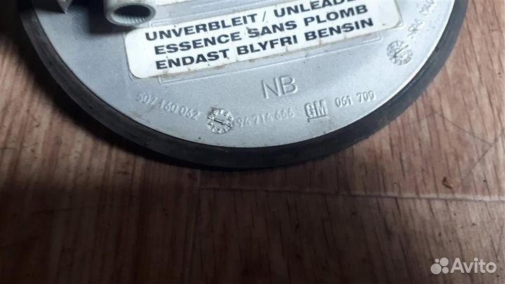 Лючок бензобака Opel Astra H sedan 2004-2014