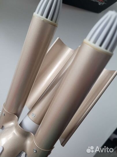 Плойка тройная для волос gemei