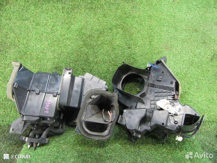 Печка на nissan vanette SK82MN F8