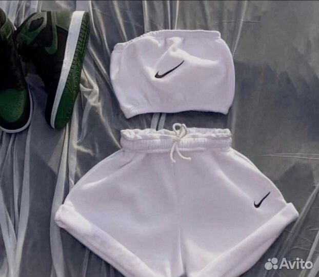 Спортивный костюм nike