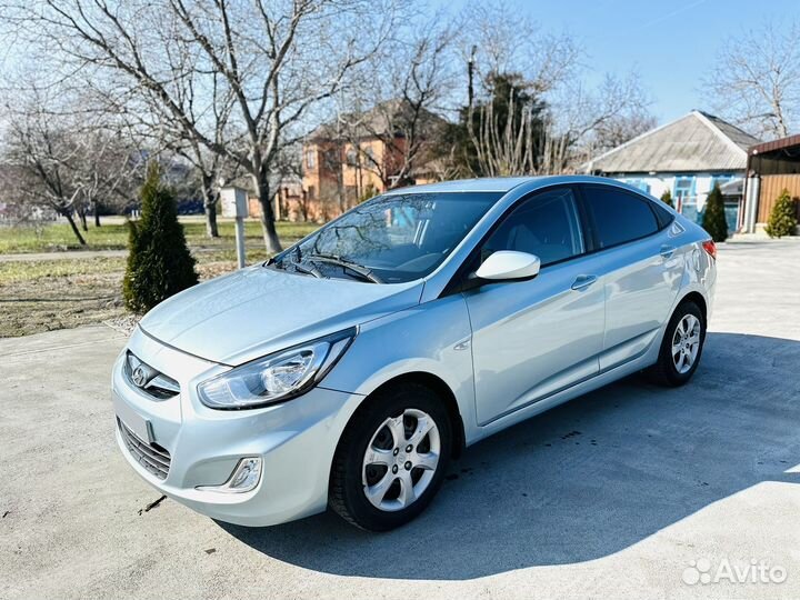 Hyundai Solaris 1.4 AT, 2013, 165 000 км