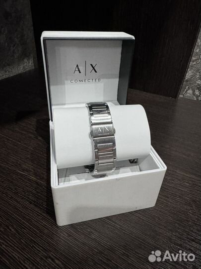 Смарт часы Armani Exchange