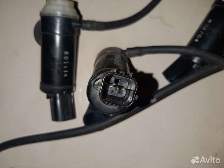 Моторчик омывытеля Субару