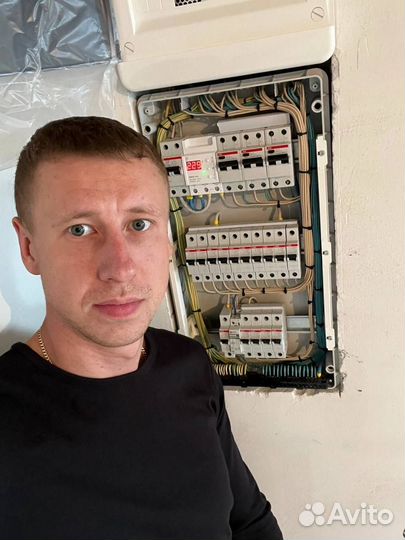 Электромонтаж Установка розеток Услуги электрика