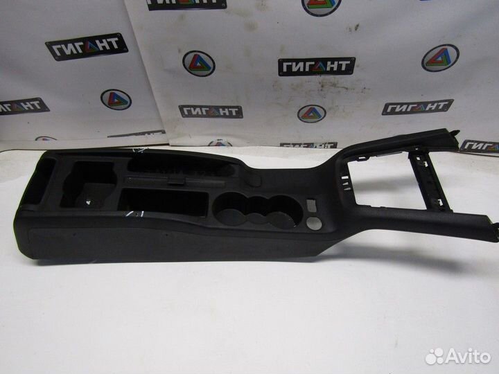 Консоль Octavia (A5 1Z) 2004-2013