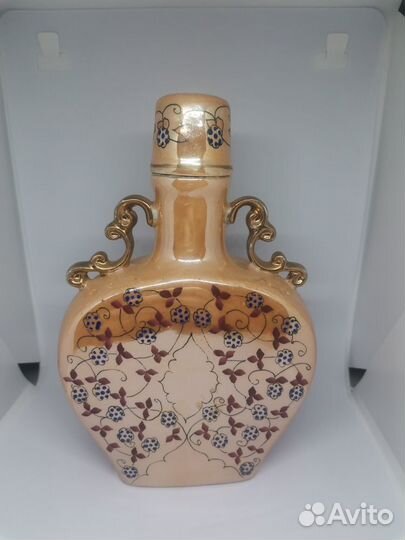 Графин глянцевый