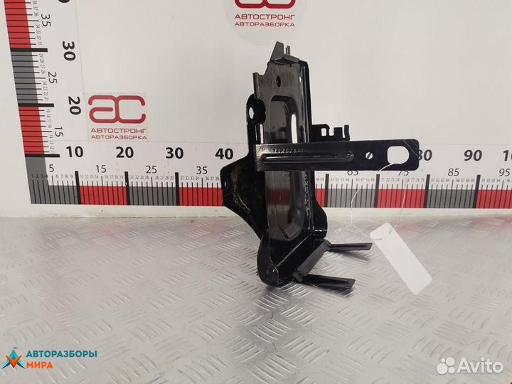 Полка аккумулятора Chevrolet Equinox 3 2018