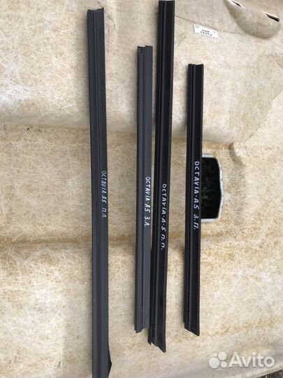Skoda Octavia A5 уплотнитель двери стекла