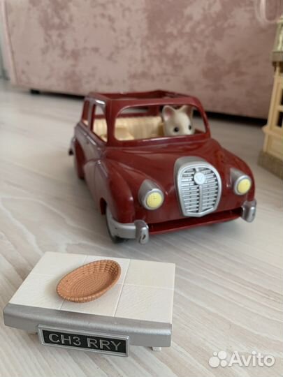 Машинка Sylvanian Families