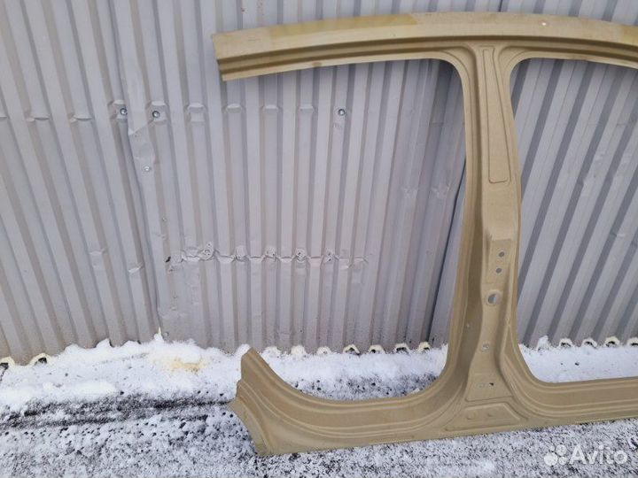 Боковина кузова правая Haval F7