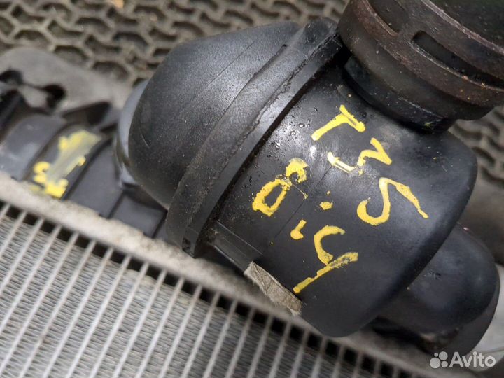 Радиатор охлаждения двигателя Jaguar XF 2007–2012, 2008