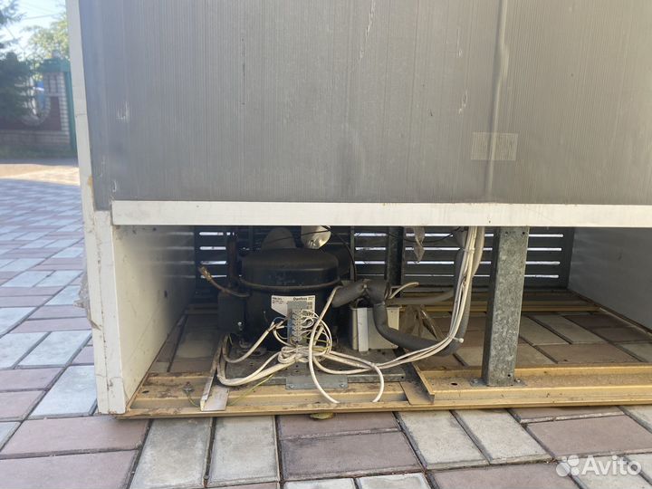 Холодильная для напитков бу