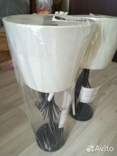 Лампа настольная