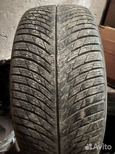 Michelin Alpin 5 265/50 R19