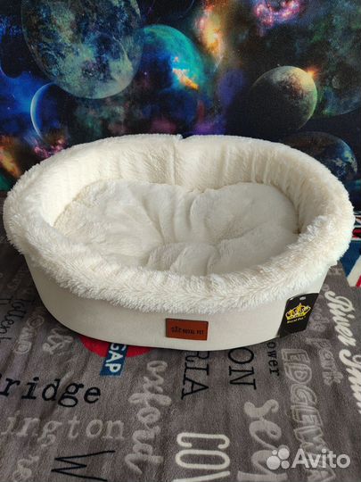 Лежанка для кошек и собак