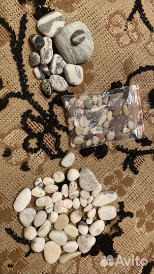 Морская галька плоская однотонная